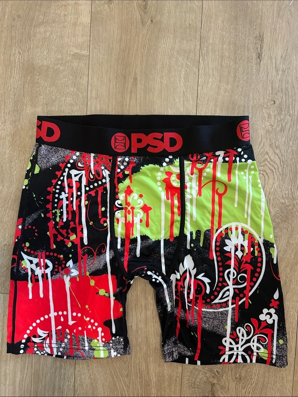 PSD Men's Paisley Print Briefs - Paisley Drip Black/Red, Size Large, NEW NWT